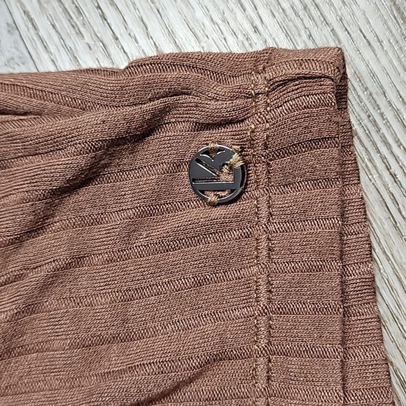 Buff Bunny Ribbed Set - Picture 3 of 7